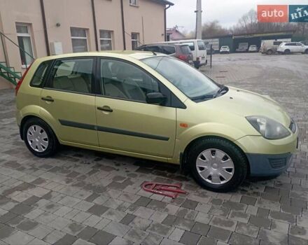 Зеленый Форд Фиеста, объемом двигателя 1.25 л и пробегом 268 тыс. км за 2899 $, фото 5 на Automoto.ua