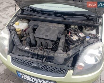 Зеленый Форд Фиеста, объемом двигателя 1.25 л и пробегом 268 тыс. км за 2899 $, фото 12 на Automoto.ua