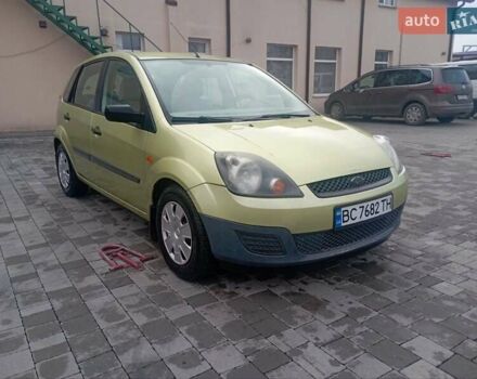 Зеленый Форд Фиеста, объемом двигателя 1.25 л и пробегом 268 тыс. км за 2899 $, фото 6 на Automoto.ua