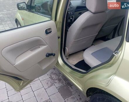 Зеленый Форд Фиеста, объемом двигателя 1.25 л и пробегом 268 тыс. км за 2899 $, фото 10 на Automoto.ua