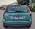 Зеленый Форд Фиеста, объемом двигателя 1.4 л и пробегом 157 тыс. км за 3500 $, фото 3 на Automoto.ua