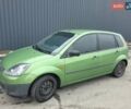 Зеленый Форд Фиеста, объемом двигателя 1.4 л и пробегом 249 тыс. км за 3500 $, фото 5 на Automoto.ua