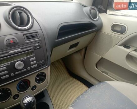 Зеленый Форд Фиеста, объемом двигателя 1.25 л и пробегом 268 тыс. км за 2899 $, фото 14 на Automoto.ua