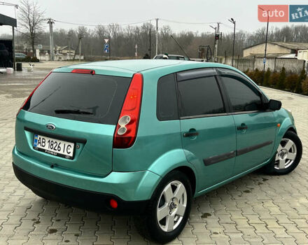 Зеленый Форд Фиеста, объемом двигателя 1.3 л и пробегом 235 тыс. км за 3700 $, фото 7 на Automoto.ua