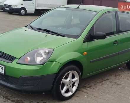 Зеленый Форд Фиеста, объемом двигателя 1.39 л и пробегом 163 тыс. км за 4300 $, фото 4 на Automoto.ua