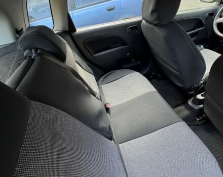 Форд Фиеста 2008 в Киеве на Automoto.ua Зеленый Форд Фиеста, объемом двигателя 1.4 л и пробегом 200 тыс. км за 2500 $, фото 15 на Automoto.ua