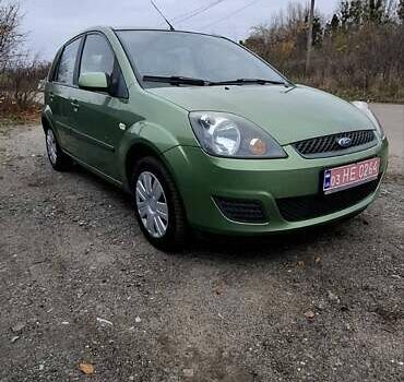 Зеленый Форд Фиеста, объемом двигателя 1.4 л и пробегом 175 тыс. км за 4400 $, фото 1 на Automoto.ua