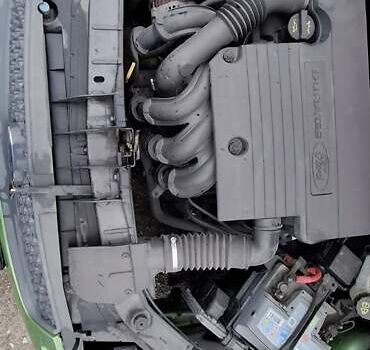 Зеленый Форд Фиеста, объемом двигателя 1.4 л и пробегом 175 тыс. км за 4400 $, фото 13 на Automoto.ua