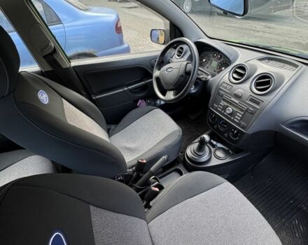 Форд Фиеста 2008 в Киеве на Automoto.ua Зеленый Форд Фиеста, объемом двигателя 1.4 л и пробегом 200 тыс. км за 2500 $, фото 14 на Automoto.ua