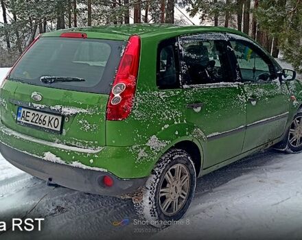 Зеленый Форд Фиеста, объемом двигателя 1.4 л и пробегом 209 тыс. км за 4500 $, фото 12 на Automoto.ua