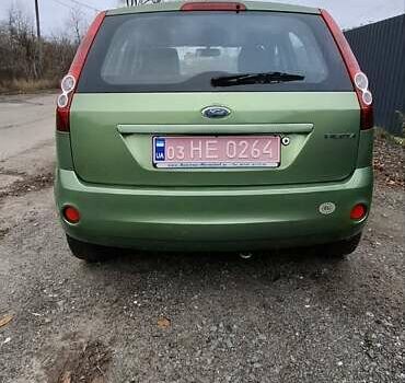 Зеленый Форд Фиеста, объемом двигателя 1.4 л и пробегом 175 тыс. км за 4400 $, фото 7 на Automoto.ua