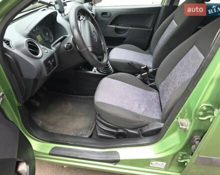 Зеленый Форд Фиеста, объемом двигателя 1.4 л и пробегом 180 тыс. км за 3300 $, фото 21 на Automoto.ua