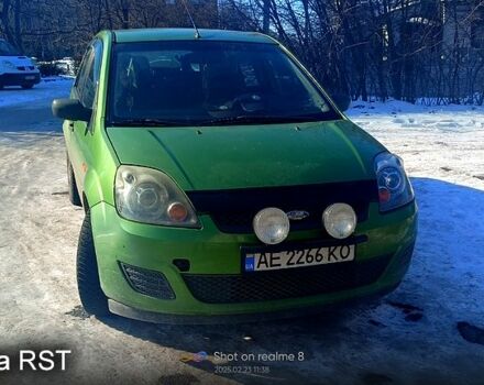 Зеленый Форд Фиеста, объемом двигателя 1.4 л и пробегом 209 тыс. км за 4500 $, фото 9 на Automoto.ua