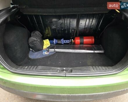 Зеленый Форд Фиеста, объемом двигателя 1.4 л и пробегом 180 тыс. км за 3300 $, фото 22 на Automoto.ua