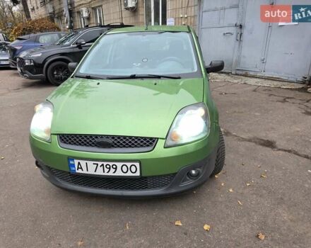 Зеленый Форд Фиеста, объемом двигателя 1.4 л и пробегом 180 тыс. км за 3300 $, фото 12 на Automoto.ua