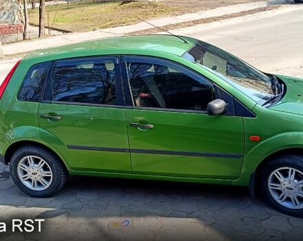 Зеленый Форд Фиеста, объемом двигателя 1.4 л и пробегом 209 тыс. км за 4500 $, фото 6 на Automoto.ua