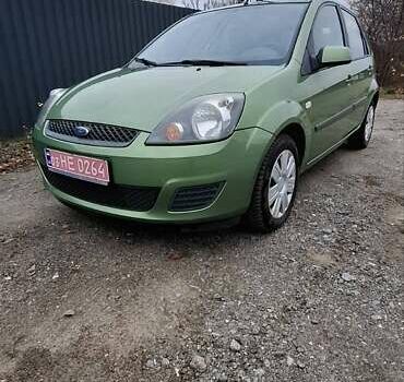 Зеленый Форд Фиеста, объемом двигателя 1.4 л и пробегом 175 тыс. км за 4400 $, фото 2 на Automoto.ua