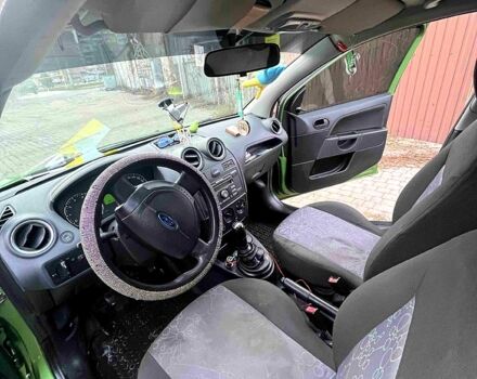 Зеленый Форд Фиеста, объемом двигателя 1.4 л и пробегом 199 тыс. км за 3200 $, фото 7 на Automoto.ua