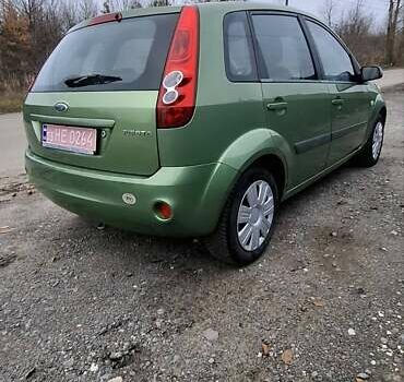 Зеленый Форд Фиеста, объемом двигателя 1.4 л и пробегом 175 тыс. км за 4400 $, фото 3 на Automoto.ua