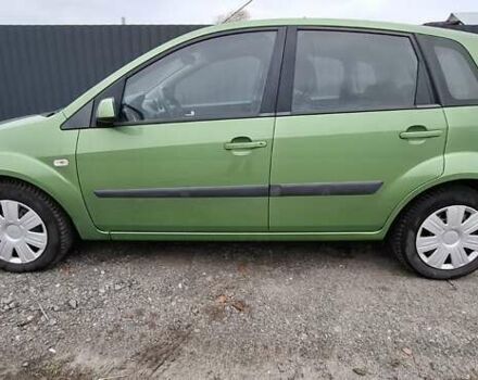 Зеленый Форд Фиеста, объемом двигателя 1.4 л и пробегом 175 тыс. км за 4400 $, фото 5 на Automoto.ua