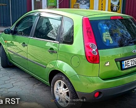 Зеленый Форд Фиеста, объемом двигателя 1.4 л и пробегом 209 тыс. км за 4500 $, фото 3 на Automoto.ua