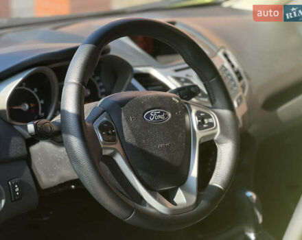 Зеленый Форд Фиеста, объемом двигателя 1.6 л и пробегом 212 тыс. км за 6800 $, фото 3 на Automoto.ua