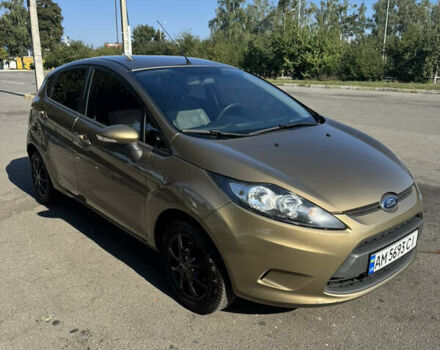 Зелений Форд Фієста, об'ємом двигуна 1.39 л та пробігом 88 тис. км за 9800 $, фото 2 на Automoto.ua