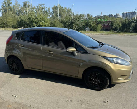 Зелений Форд Фієста, об'ємом двигуна 1.39 л та пробігом 88 тис. км за 9800 $, фото 3 на Automoto.ua