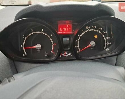 Зелений Форд Фієста, об'ємом двигуна 1.2 л та пробігом 161 тис. км за 6500 $, фото 5 на Automoto.ua