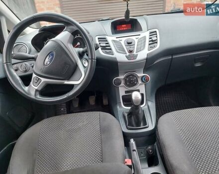 Зелений Форд Фієста, об'ємом двигуна 1.2 л та пробігом 161 тис. км за 6500 $, фото 1 на Automoto.ua