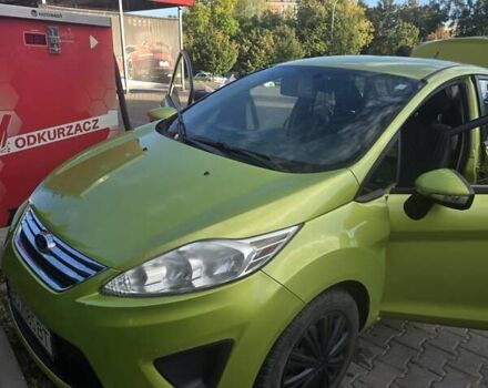Зеленый Форд Фиеста, объемом двигателя 1.6 л и пробегом 107 тыс. км за 7000 $, фото 3 на Automoto.ua