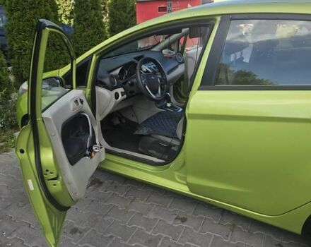 Зеленый Форд Фиеста, объемом двигателя 1.6 л и пробегом 107 тыс. км за 7000 $, фото 2 на Automoto.ua