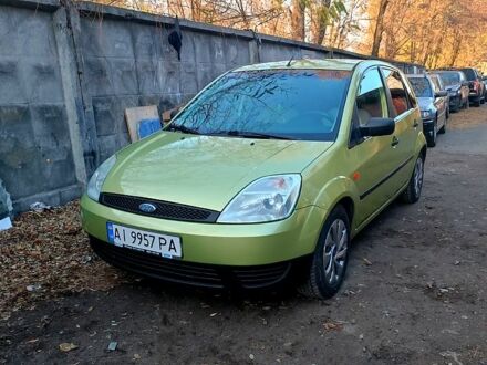 Форд Фієста 2005 у Києві на Automoto.ua Зелений Форд Фієста, об'ємом двигуна 1.3 л та пробігом 212 тис. км за 3666 $, фото 1 на Automoto.ua