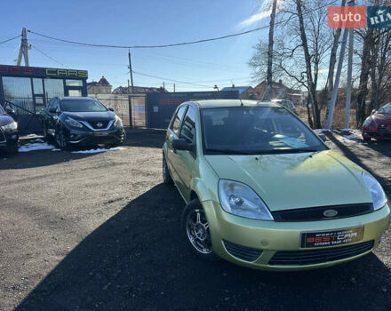 Зеленый Форд Фиеста, объемом двигателя 1.3 л и пробегом 170 тыс. км за 3250 $, фото 1 на Automoto.ua