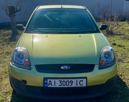 Зелений Форд Фієста, об'ємом двигуна 1.24 л та пробігом 202 тис. км за 3200 $, фото 1 на Automoto.ua