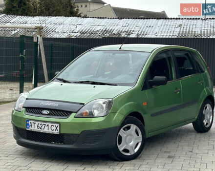 Зеленый Форд Фиеста, объемом двигателя 1.3 л и пробегом 174 тыс. км за 3850 $, фото 1 на Automoto.ua