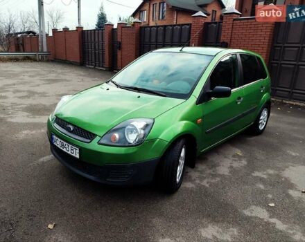 Зелений Форд Фієста, об'ємом двигуна 1.4 л та пробігом 165 тис. км за 4200 $, фото 1 на Automoto.ua