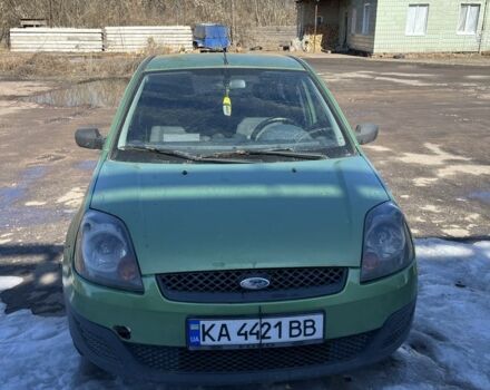 Зеленый Форд Фиеста, объемом двигателя 1.4 л и пробегом 160 тыс. км за 2900 $, фото 1 на Automoto.ua