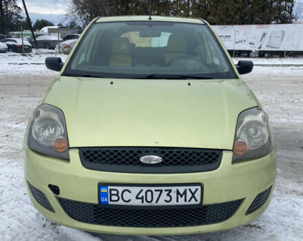 Зелений Форд Фієста, об'ємом двигуна 1.4 л та пробігом 141 тис. км за 3300 $, фото 1 на Automoto.ua