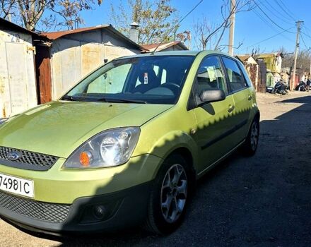 Зеленый Форд Фиеста, объемом двигателя 1.3 л и пробегом 301 тыс. км за 3700 $, фото 1 на Automoto.ua