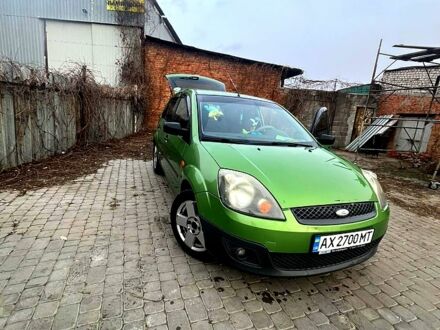 Зелений Форд Фієста, об'ємом двигуна 1.4 л та пробігом 199 тис. км за 3200 $, фото 1 на Automoto.ua