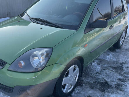 Зеленый Форд Фиеста, объемом двигателя 1.4 л и пробегом 168 тыс. км за 4200 $, фото 1 на Automoto.ua