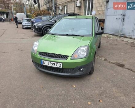 Зеленый Форд Фиеста, объемом двигателя 1.4 л и пробегом 180 тыс. км за 3300 $, фото 1 на Automoto.ua