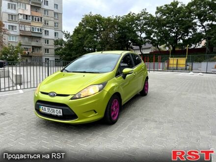 Форд Фієста 2011 у Фастове на Automoto.ua Зелений Форд Фієста, об'ємом двигуна 1.4 л та пробігом 110 тис. км за 6499 $, фото 1 на Automoto.ua
