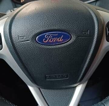 Форд Фиеста 2011 в Киеве на Automoto.ua Оранжевый Форд Фиеста, объемом двигателя 1.4 л и пробегом 131 тыс. км за 8500 $, фото 7 на Automoto.ua