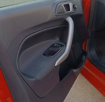 Форд Фиеста 2011 в Киеве на Automoto.ua Оранжевый Форд Фиеста, объемом двигателя 1.4 л и пробегом 131 тыс. км за 8500 $, фото 13 на Automoto.ua