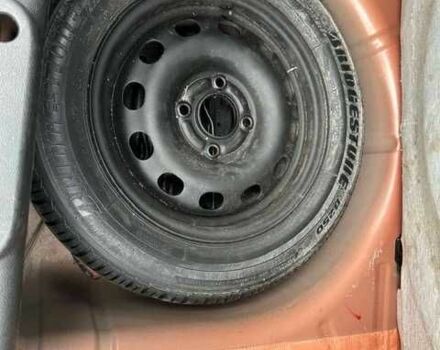 Помаранчевий Форд Фієста, об'ємом двигуна 1.4 л та пробігом 84 тис. км за 3200 $, фото 12 на Automoto.ua