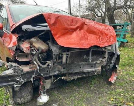 Помаранчевий Форд Фієста, об'ємом двигуна 1.4 л та пробігом 84 тис. км за 3200 $, фото 7 на Automoto.ua