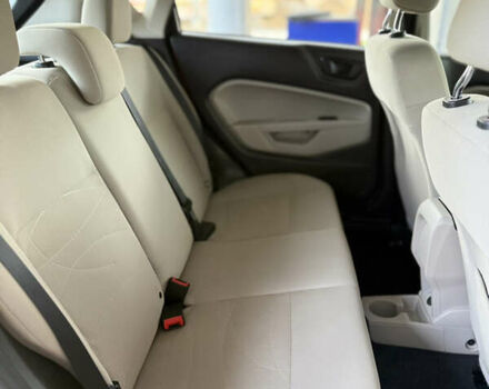 Оранжевый Форд Фиеста, объемом двигателя 1.6 л и пробегом 188 тыс. км за 8999 $, фото 8 на Automoto.ua