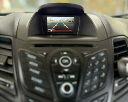 Оранжевый Форд Фиеста, объемом двигателя 1.6 л и пробегом 188 тыс. км за 8999 $, фото 12 на Automoto.ua